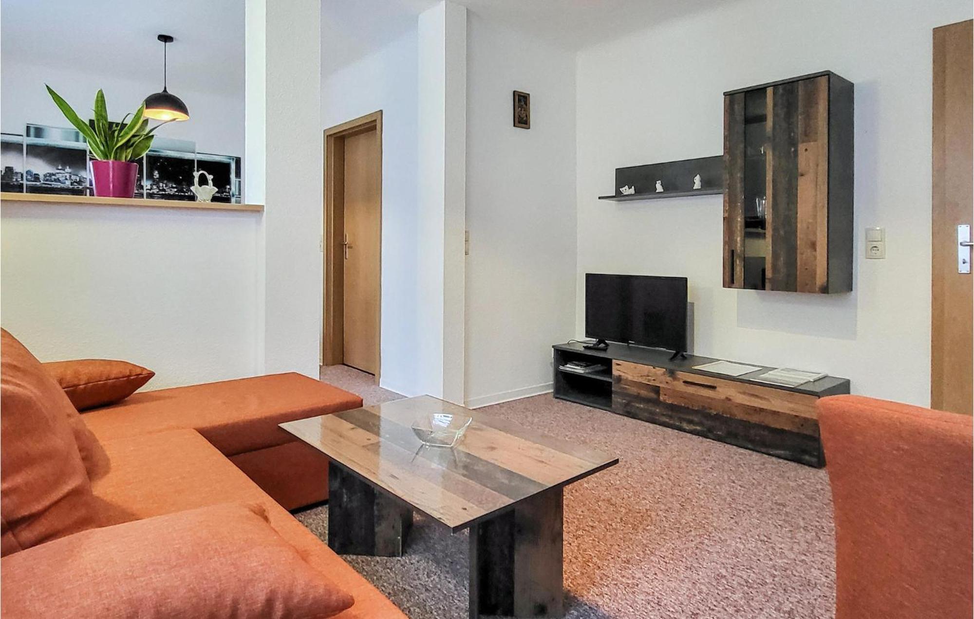 2 Bedroom Nice Apartment In Friedrichroda Kültér fotó