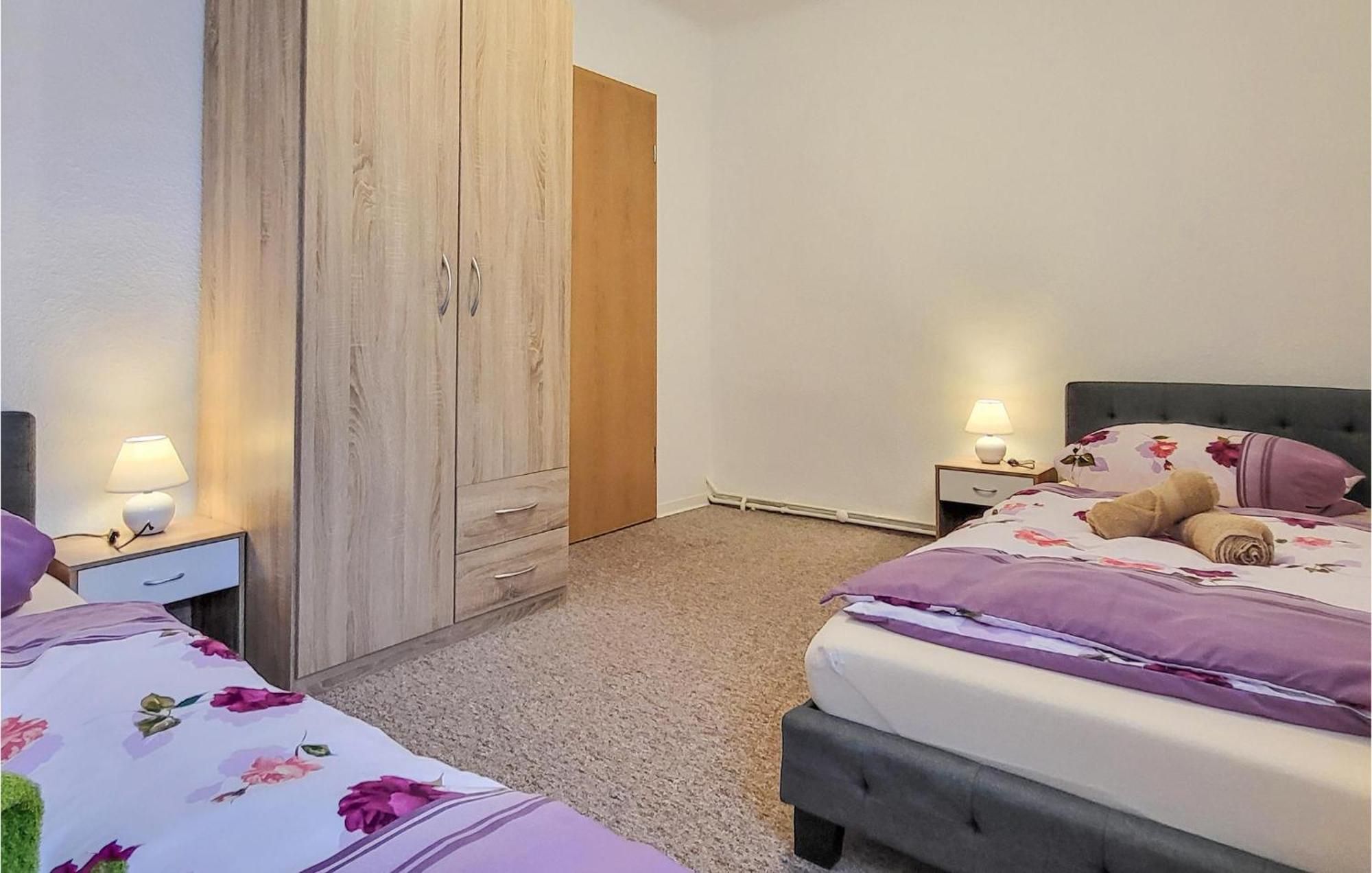 2 Bedroom Nice Apartment In Friedrichroda Kültér fotó